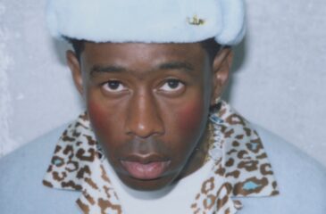 Tyler, the Creator poseeraa kameraa kohti. Tyler the Creator debytoi valkokankaalla.