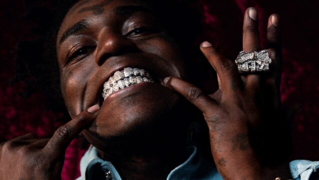 Kodak Black pitää sormillaan kiinni suustaan. Rap-artisti Kodak Blackin ensimmäinen Kick-lähetys sai dramaattisen käänteen.