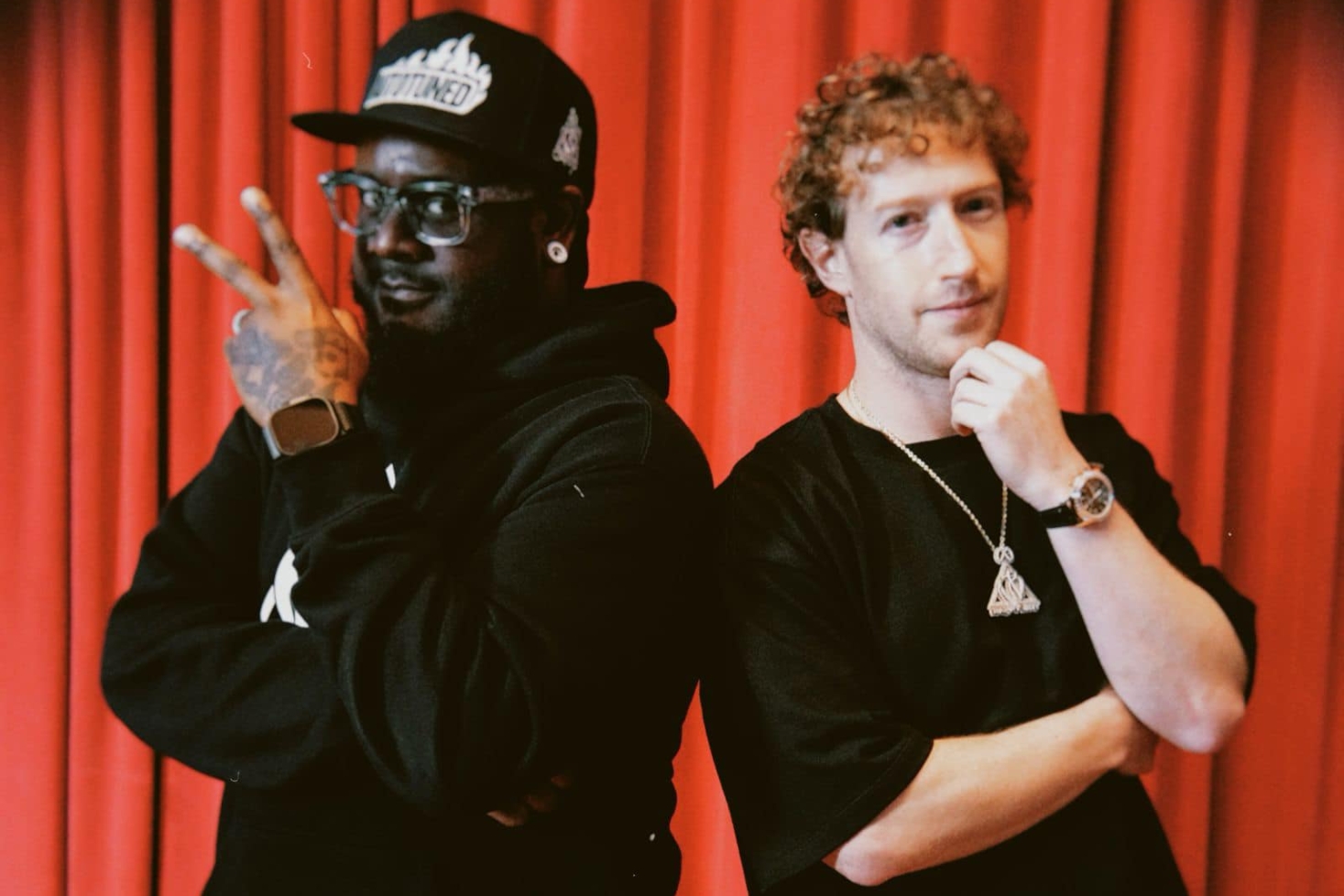 T-Pain ja Mark Zuckerberg. Mark Zuckerberg ja T-Pain duetoivat sensuroitua crunk-klassikkoa.