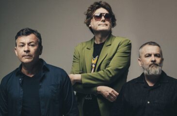 Manic Street Preachers -yhtyeen promokuva