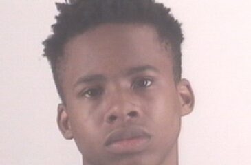 Tay-K tunnistuskuvassa